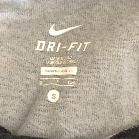 Dark grey Nike long sleeve - Picture 3 of 3